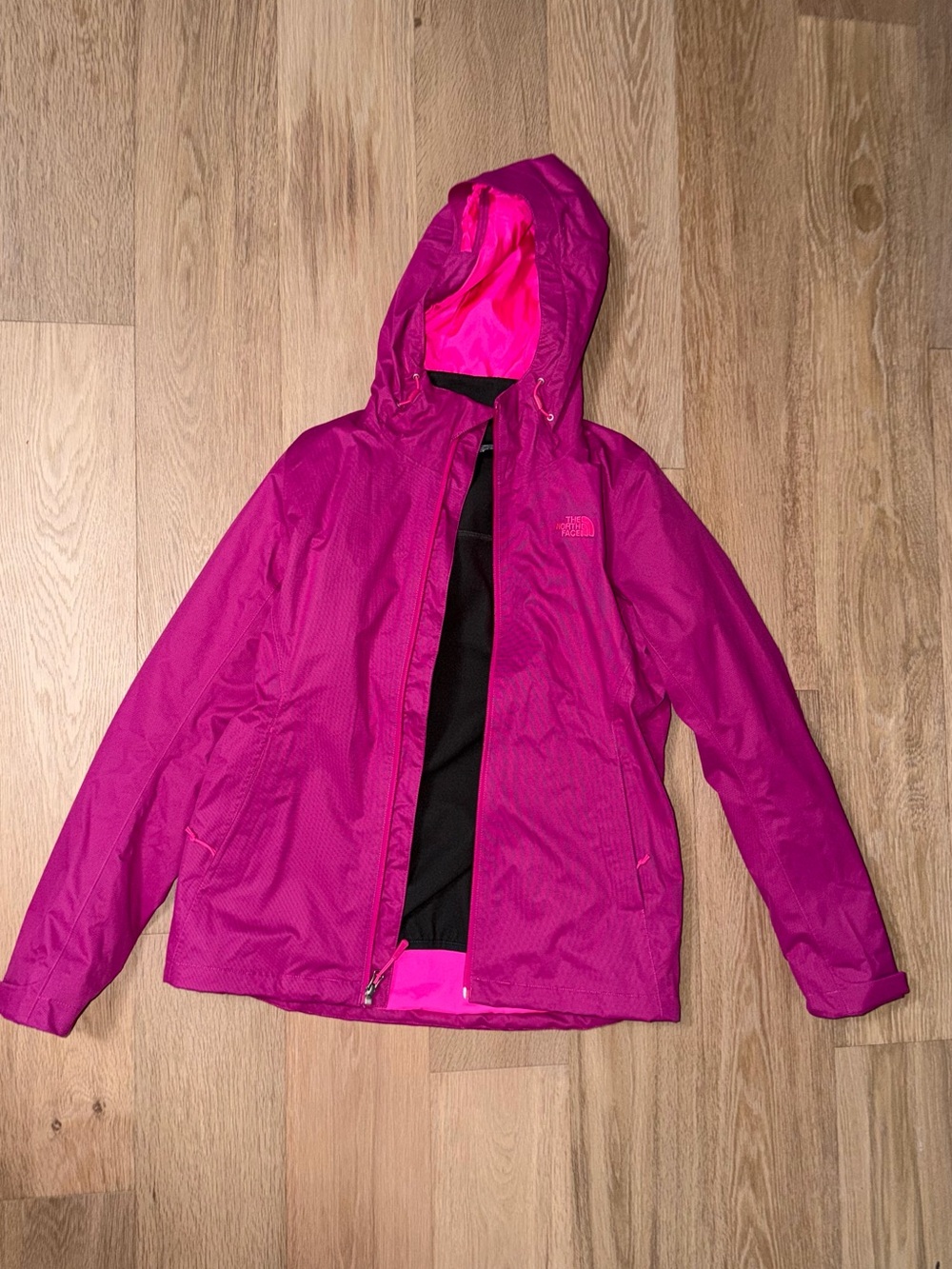 The North Face Women's Fuchsia Hooded Ski Jacket